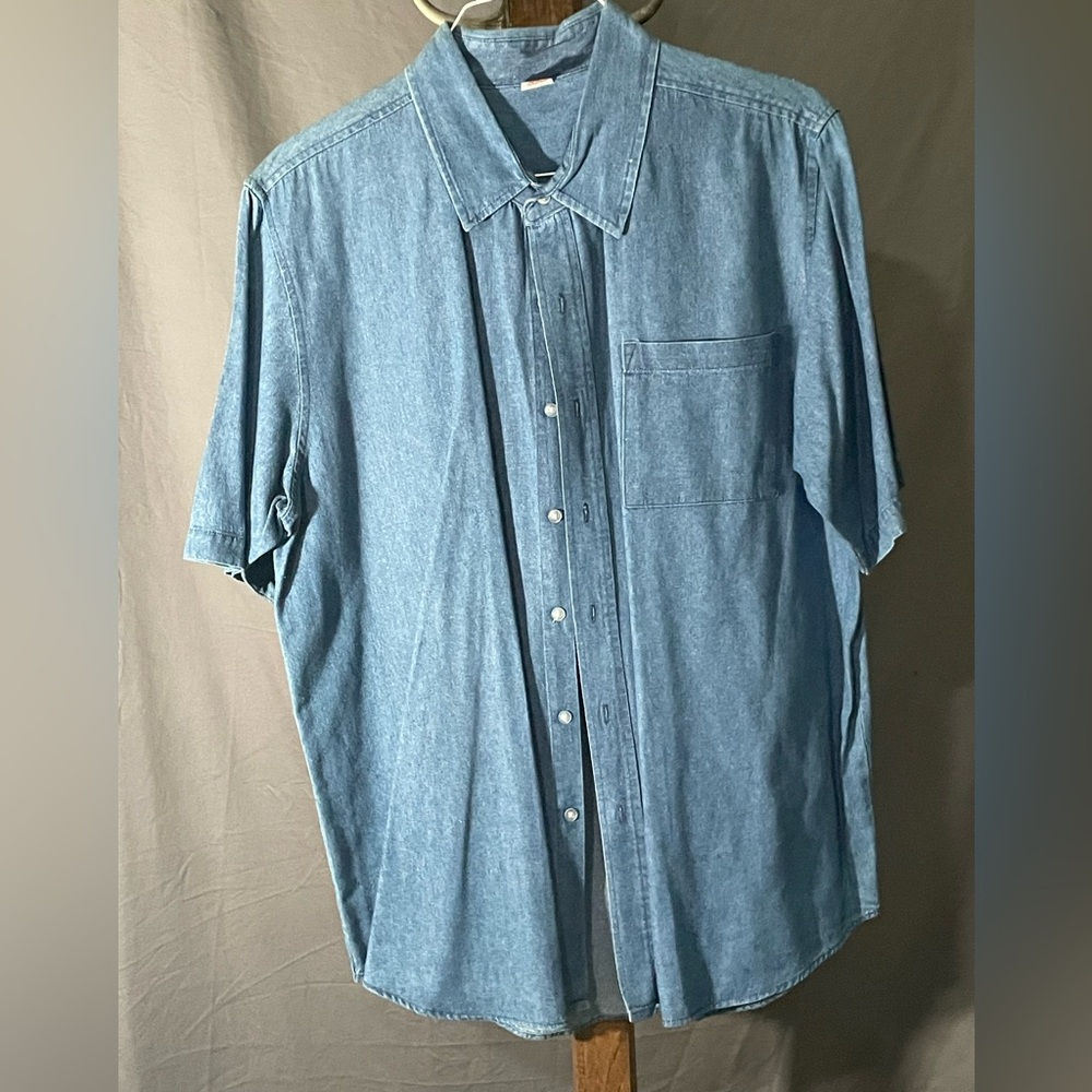 Mens OPEN TRAIL Large Light Weight Denim shirt